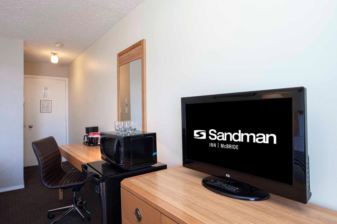 Sandman Inn Mcbride Exteriör bild