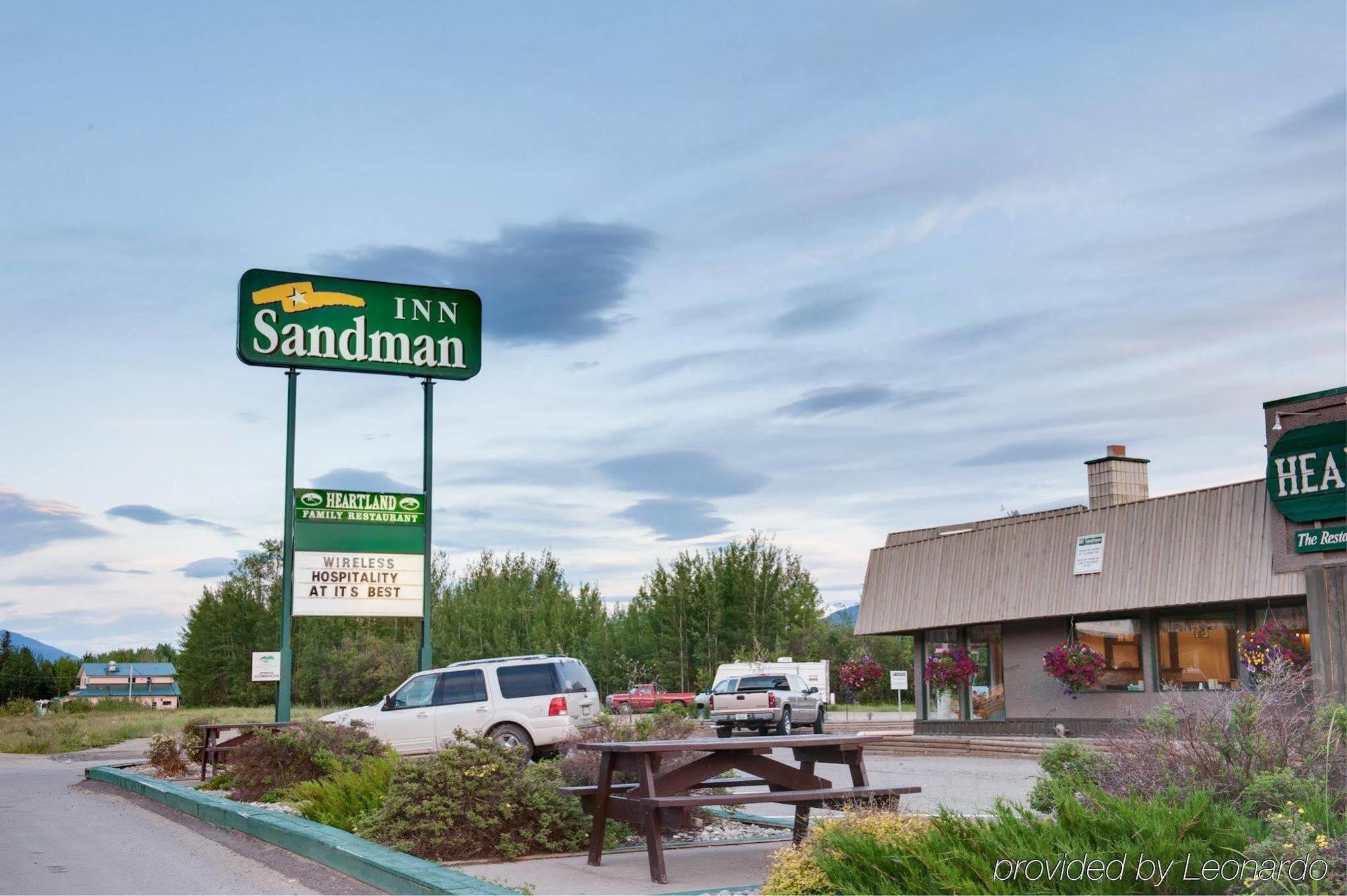 Sandman Inn Mcbride Exteriör bild